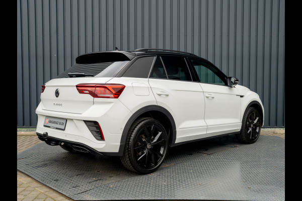 Volkswagen T-Roc 1.5 TSI 150Pk R-Line Business | Black Style | Keyless | IQ Light | 19'' | Trekhaak afnb. | Camera | Side Assist | Prijs Rijklaar!! Volkswagen T-Roc 1.5 TSI 150Pk R-Line Business | Black Style | Keyless | IQ Light | 19'' | Trekhaak afnb. | Camera | Side Assist | Prijs Rijklaar!!