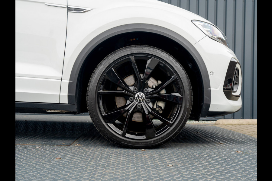 Volkswagen T-Roc 1.5 TSI 150Pk R-Line Business | Black Style | Keyless | IQ Light | 19'' | Trekhaak afnb. | Camera | Side Assist | Prijs Rijklaar!! Volkswagen T-Roc 1.5 TSI 150Pk R-Line Business | Black Style | Keyless | IQ Light | 19'' | Trekhaak afnb. | Camera | Side Assist | Prijs Rijklaar!!