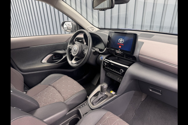 Toyota Yaris Cross 1.5 Hybrid Executive / Bi tone | Elektrische achterklep | JBL | Head-up | BSM | Rijklaar!!
