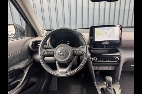 Toyota Yaris Cross 1.5 Hybrid Executive / Bi tone | Elektrische achterklep | JBL | Head-up | BSM | Rijklaar!!