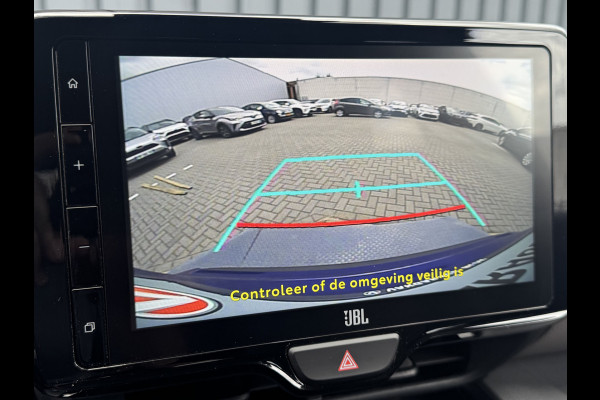 Toyota Yaris Cross 1.5 Hybrid Executive / Bi tone | Elektrische achterklep | JBL | Head-up | BSM | Rijklaar!!