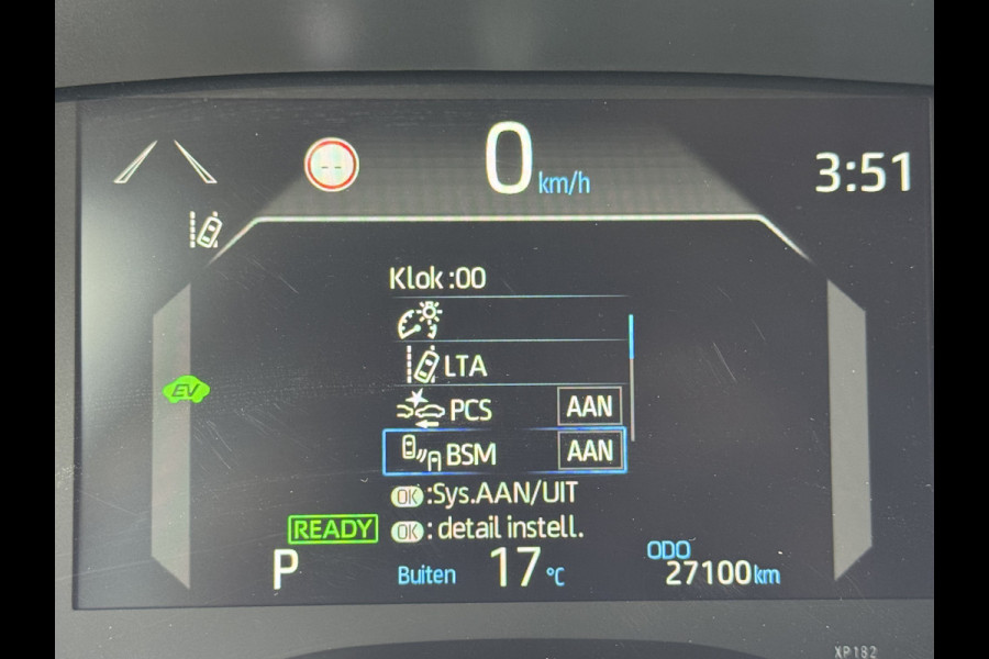 Toyota Yaris Cross 1.5 Hybrid Executive / Bi tone | Elektrische achterklep | JBL | Head-up | BSM | Rijklaar!!