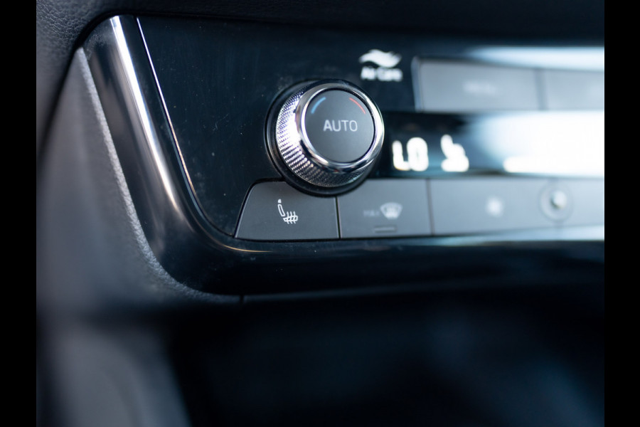 Škoda Kamiq 1.0 TSI Business Edition | Keyless | Stoelverwarming | Parkeersensoren | Prijs Rijklaar!! Škoda Kamiq 1.0 TSI Business Edition | Keyless | Stoelverwarming | Parkeersensoren | Prijs Rijklaar!!