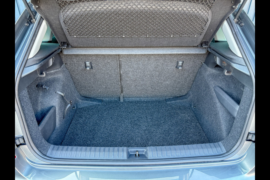 Škoda Kamiq 1.0 TSI Business Edition | Keyless | Stoelverwarming | Parkeersensoren | Prijs Rijklaar!! Škoda Kamiq 1.0 TSI Business Edition | Keyless | Stoelverwarming | Parkeersensoren | Prijs Rijklaar!!
