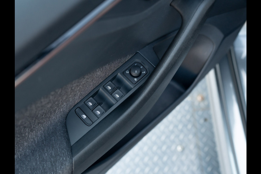 Škoda Kamiq 1.0 TSI Business Edition | Keyless | Stoelverwarming | Parkeersensoren | Prijs Rijklaar!! Škoda Kamiq 1.0 TSI Business Edition | Keyless | Stoelverwarming | Parkeersensoren | Prijs Rijklaar!!
