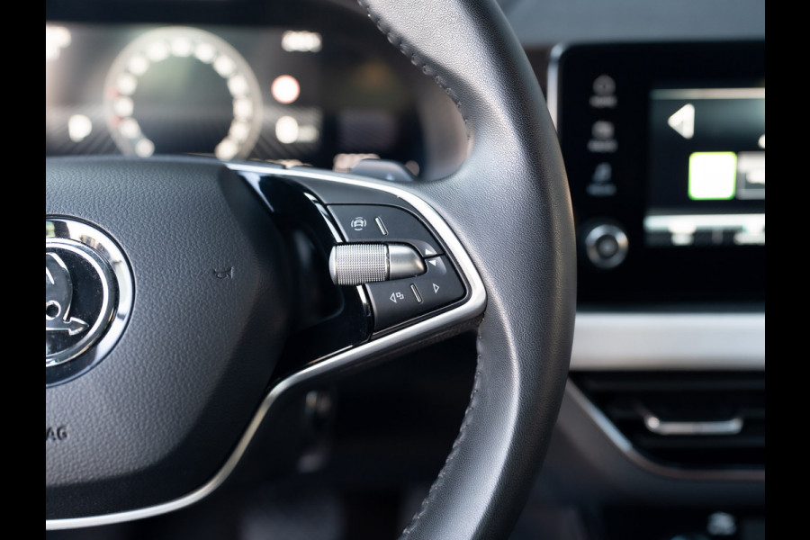 Škoda Kamiq 1.0 TSI Business Edition | Keyless | Stoelverwarming | Parkeersensoren | Prijs Rijklaar!! Škoda Kamiq 1.0 TSI Business Edition | Keyless | Stoelverwarming | Parkeersensoren | Prijs Rijklaar!!