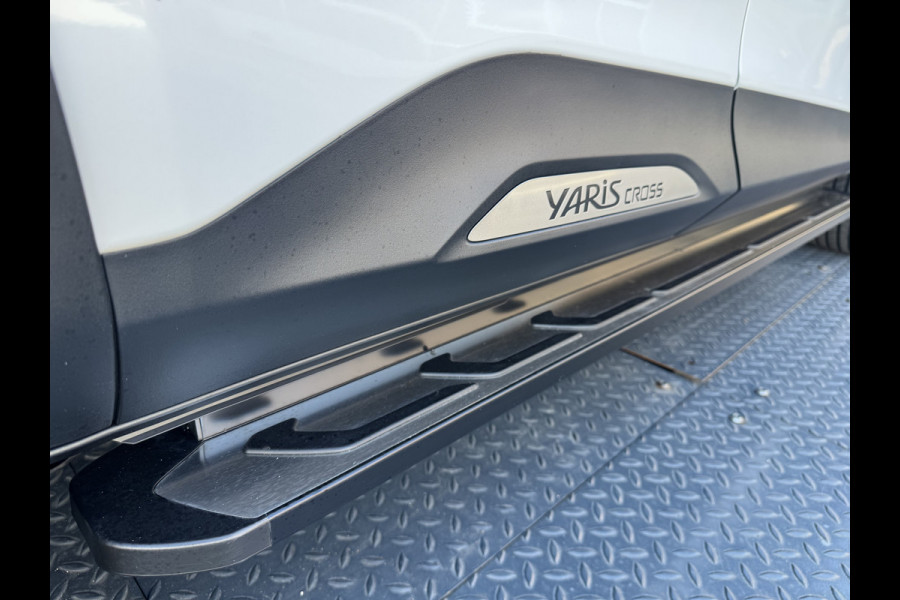 Toyota Yaris Cross 1.5 Hybrid Adventure | Elektrische achterklep | JBL | BSM | Head-up | Rijklaar!! Toyota Yaris Cross 1.5 Hybrid Adventure | Elektrische achterklep | JBL | BSM | Head-up | Rijklaar!!