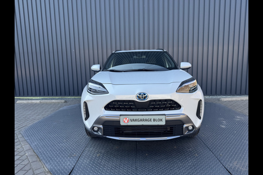 Toyota Yaris Cross 1.5 Hybrid Adventure | Elektrische achterklep | JBL | BSM | Head-up | Rijklaar!! Toyota Yaris Cross 1.5 Hybrid Adventure | Elektrische achterklep | JBL | BSM | Head-up | Rijklaar!!