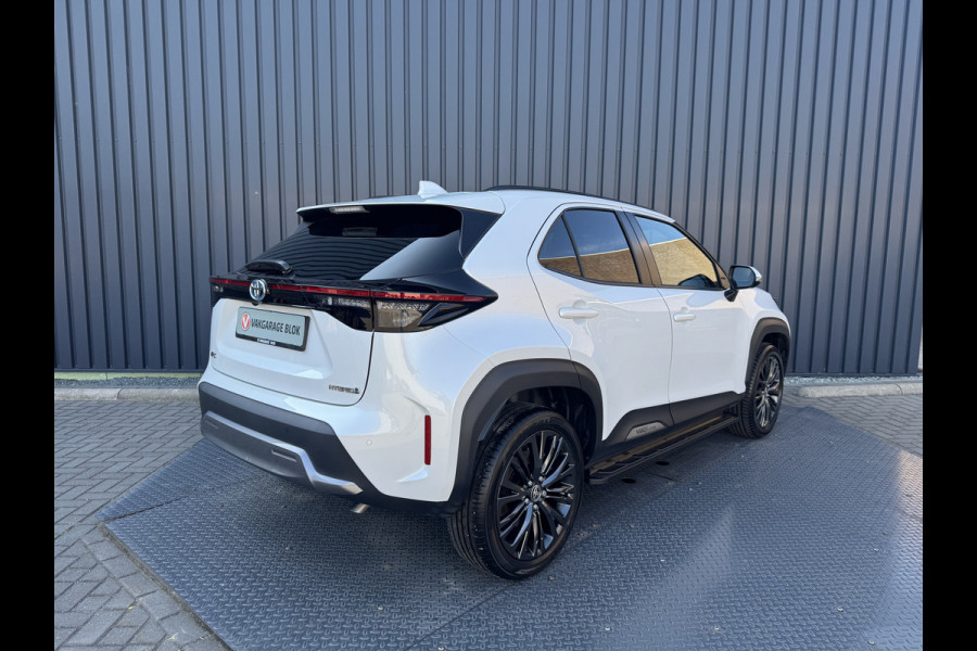 Toyota Yaris Cross 1.5 Hybrid Adventure | Elektrische achterklep | JBL | BSM | Head-up | Rijklaar!! Toyota Yaris Cross 1.5 Hybrid Adventure | Elektrische achterklep | JBL | BSM | Head-up | Rijklaar!!
