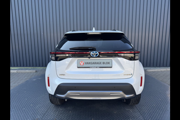 Toyota Yaris Cross 1.5 Hybrid Adventure | Elektrische achterklep | JBL | BSM | Head-up | Rijklaar!! Toyota Yaris Cross 1.5 Hybrid Adventure | Elektrische achterklep | JBL | BSM | Head-up | Rijklaar!!
