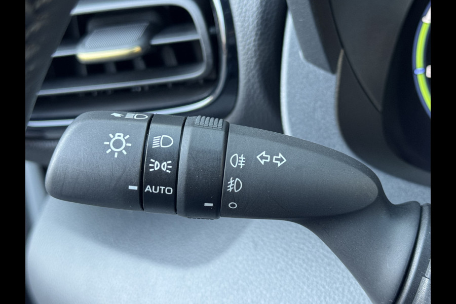 Toyota Yaris Cross 1.5 Hybrid Adventure | Elektrische achterklep | JBL | BSM | Head-up | Rijklaar!! Toyota Yaris Cross 1.5 Hybrid Adventure | Elektrische achterklep | JBL | BSM | Head-up | Rijklaar!!