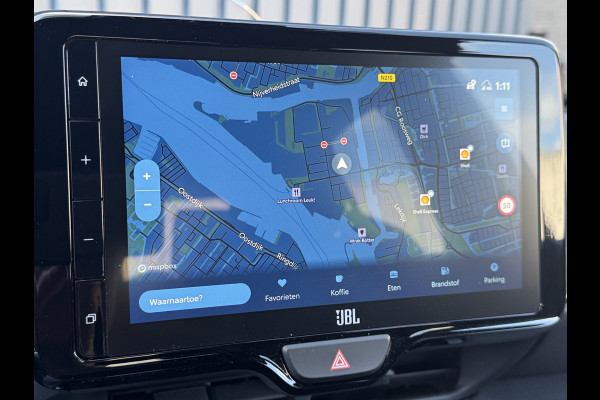Toyota Yaris Cross 1.5 Hybrid Adventure | Elektrische achterklep | JBL | BSM | Head-up | Rijklaar!! Toyota Yaris Cross 1.5 Hybrid Adventure | Elektrische achterklep | JBL | BSM | Head-up | Rijklaar!!