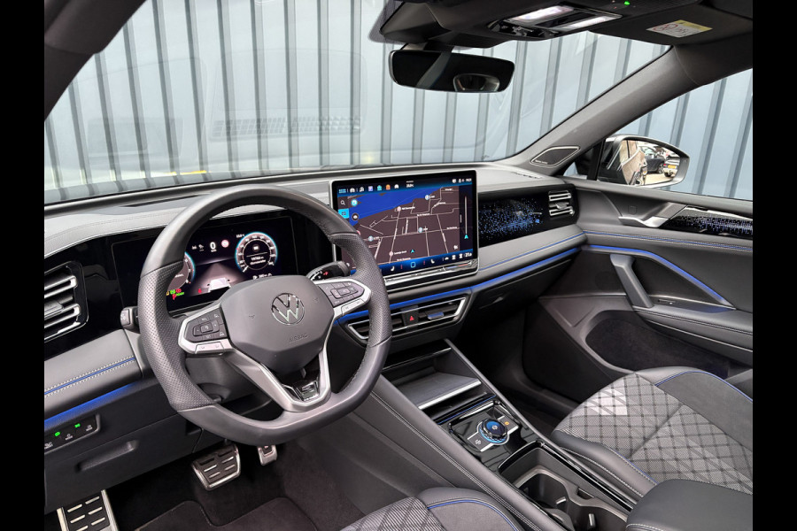 Volkswagen Tiguan 1.5 eTSI R-Line Edition | 360 Camera | Harman/ Kardon | Trekhaak | Panodak | IQ Light | Head Up | Prijs Rijklaar!!