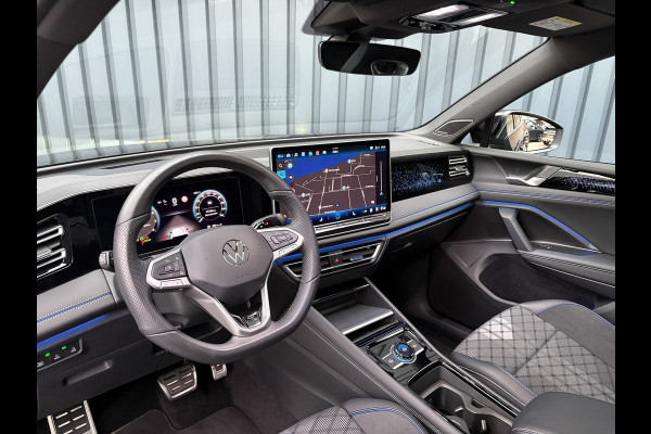 Volkswagen Tiguan 1.5 eTSI R-Line Edition | 360 Camera | Harman/ Kardon | Trekhaak | Panodak | IQ Light | Head Up | Prijs Rijklaar!!