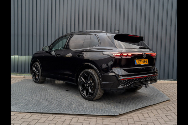 Volkswagen Tiguan 1.5 eTSI R-Line Edition | 360 Camera | Harman/ Kardon | Trekhaak | Panodak | IQ Light | Head Up | Prijs Rijklaar!!