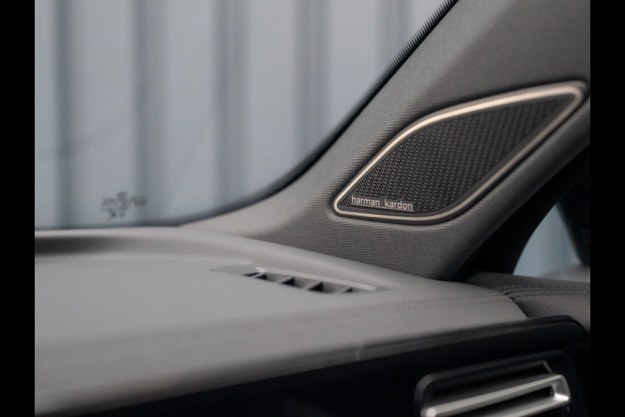 Volkswagen Tiguan 1.5 eTSI R-Line Edition | 360 Camera | Harman/ Kardon | Trekhaak | Panodak | IQ Light | Head Up | Prijs Rijklaar!!