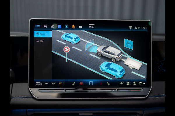 Volkswagen Tiguan 1.5 eTSI R-Line Edition | 360 Camera | Harman/ Kardon | Trekhaak | Panodak | IQ Light | Head Up | Prijs Rijklaar!!