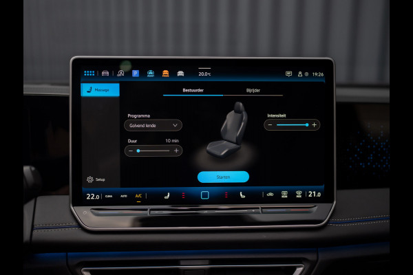 Volkswagen Tiguan 1.5 eTSI R-Line Edition | 360 Camera | Harman/ Kardon | Trekhaak | Panodak | IQ Light | Head Up | Prijs Rijklaar!!