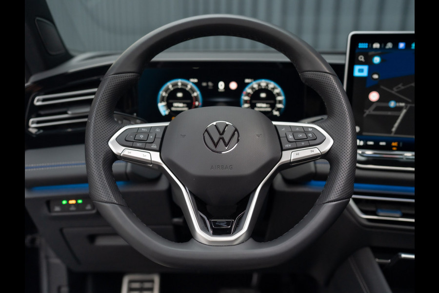 Volkswagen Tiguan 1.5 eTSI R-Line Edition | 360 Camera | Harman/ Kardon | Trekhaak | Panodak | IQ Light | Head Up | Prijs Rijklaar!!