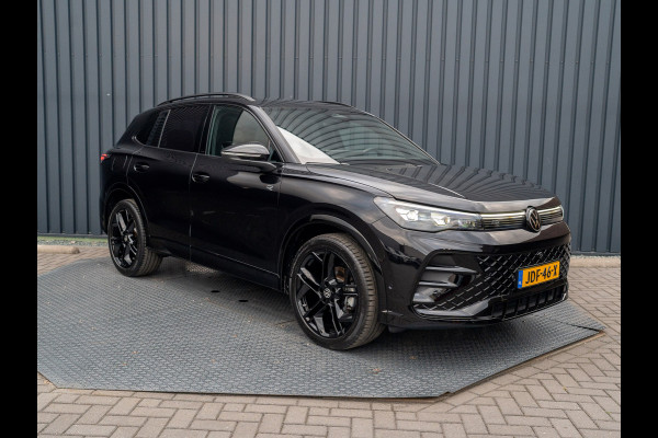 Volkswagen Tiguan 1.5 eTSI R-Line Edition | 360 Camera | Harman/ Kardon | Trekhaak | Panodak | IQ Light | Head Up | Prijs Rijklaar!!