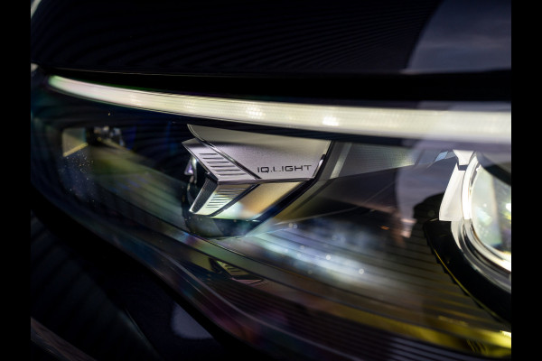 Volkswagen Tiguan 1.5 eTSI R-Line Edition | 360 Camera | Harman/ Kardon | Trekhaak | Panodak | IQ Light | Head Up | Prijs Rijklaar!!