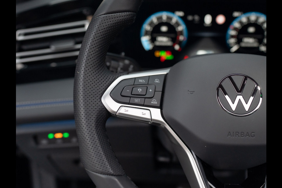 Volkswagen Tiguan 1.5 eTSI R-Line Edition | 360 Camera | Harman/ Kardon | Trekhaak | Panodak | IQ Light | Head Up | Prijs Rijklaar!!