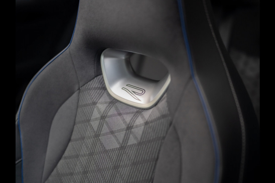 Volkswagen Tiguan 1.5 eTSI R-Line Edition | 360 Camera | Harman/ Kardon | Trekhaak | Panodak | IQ Light | Head Up | Prijs Rijklaar!!