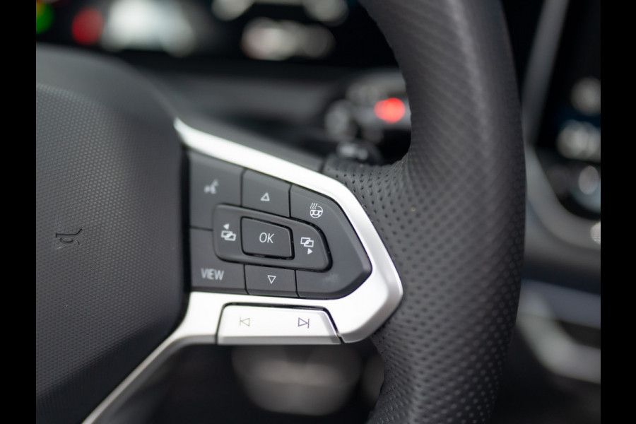 Volkswagen Tiguan 1.5 eTSI R-Line Edition | 360 Camera | Harman/ Kardon | Trekhaak | Panodak | IQ Light | Head Up | Prijs Rijklaar!!