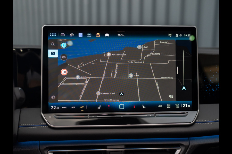 Volkswagen Tiguan 1.5 eTSI R-Line Edition | 360 Camera | Harman/ Kardon | Trekhaak | Panodak | IQ Light | Head Up | Prijs Rijklaar!!