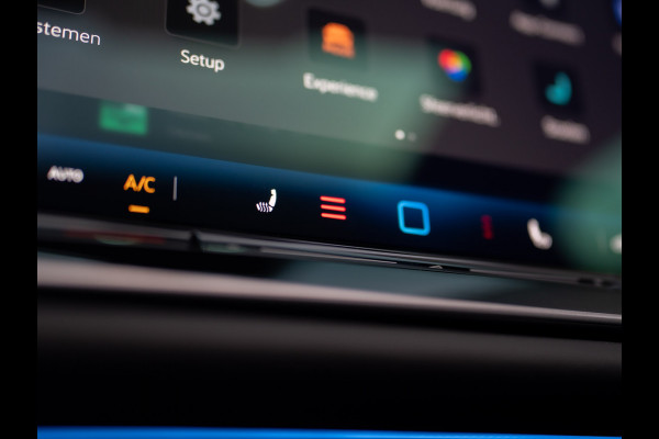 Volkswagen Tiguan 1.5 eTSI R-Line Edition | 360 Camera | Harman/ Kardon | Trekhaak | Panodak | IQ Light | Head Up | Prijs Rijklaar!!