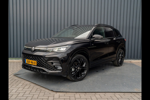 Volkswagen Tiguan 1.5 eTSI R-Line Edition | 360 Camera | Harman/ Kardon | Trekhaak | Panodak | IQ Light | Head Up | Prijs Rijklaar!!