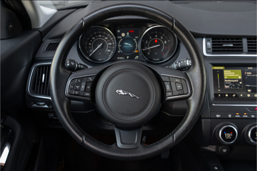 Jaguar E-Pace 2.0 P200 AWD 20'' - Head-up - Black Jaguar E-Pace 2.0 P200 AWD 20'' - Head-up - Black