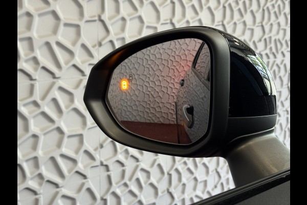 Lynk & Co 01 ✅ NIEUWE AUTO ✅ / STUUR/STOEL VERW. 1.5 261 PK ZWARTE HEMEL 360CAM 4 JAAR GARANTIE PHEV Plug-in Hybrid Lynk & Co 01 ✅ NIEUWE AUTO ✅ / STUUR/STOEL VERW. 1.5 261 PK ZWARTE HEMEL 360CAM 4 JAAR GARANTIE PHEV Plug-in Hybrid