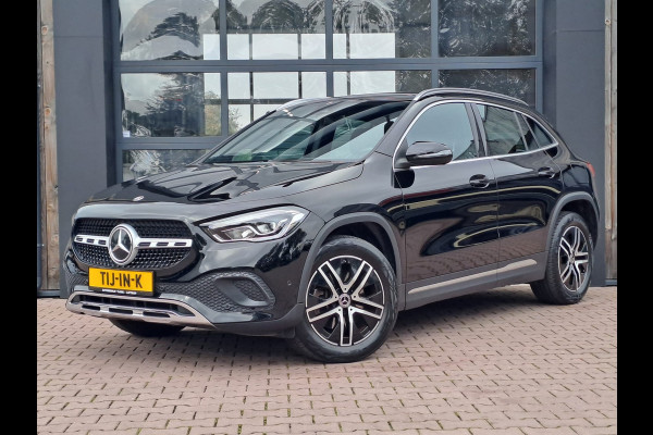 Mercedes-Benz GLA 250e Luxury Line PHEV | LED | Trekhaak | Elek. klep | ACC | Camera | Stuur- en stoelverwarming | Alarm |