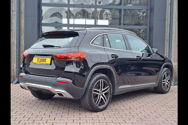 Mercedes-Benz GLA 250e Luxury Line PHEV | LED | Trekhaak | Elek. klep | ACC | Camera | Stuur- en stoelverwarming | Alarm |