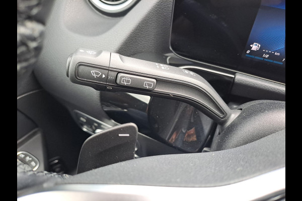 Mercedes-Benz GLA 250e Luxury Line PHEV | LED | Trekhaak | Elek. klep | ACC | Camera | Stuur- en stoelverwarming | Alarm |