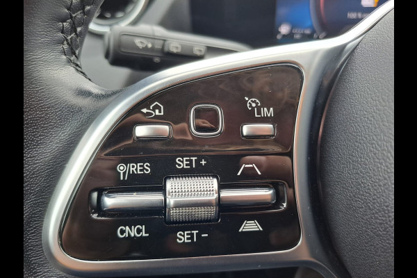 Mercedes-Benz GLA 250e Luxury Line PHEV | LED | Trekhaak | Elek. klep | ACC | Camera | Stuur- en stoelverwarming | Alarm |