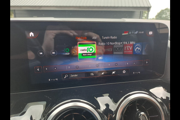 Mercedes-Benz GLA 250e Luxury Line PHEV | LED | Trekhaak | Elek. klep | ACC | Camera | Stuur- en stoelverwarming | Alarm |