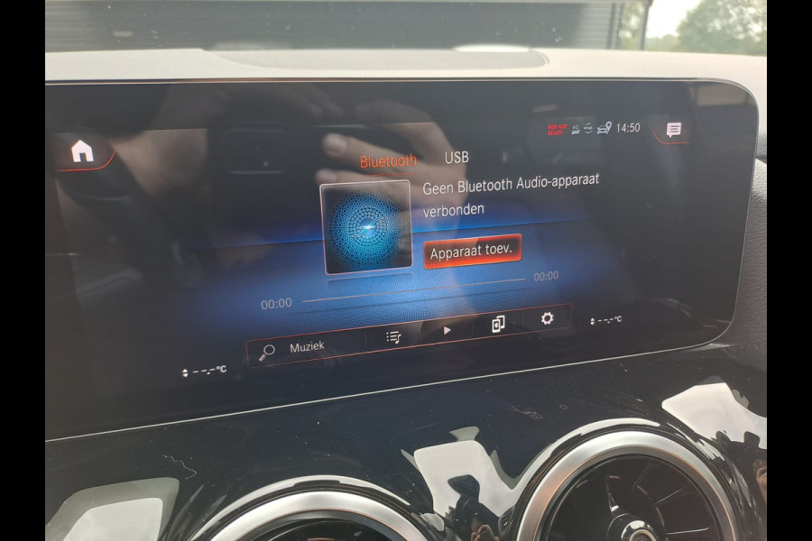 Mercedes-Benz GLA 250e Luxury Line PHEV | LED | Trekhaak | Elek. klep | ACC | Camera | Stuur- en stoelverwarming | Alarm |