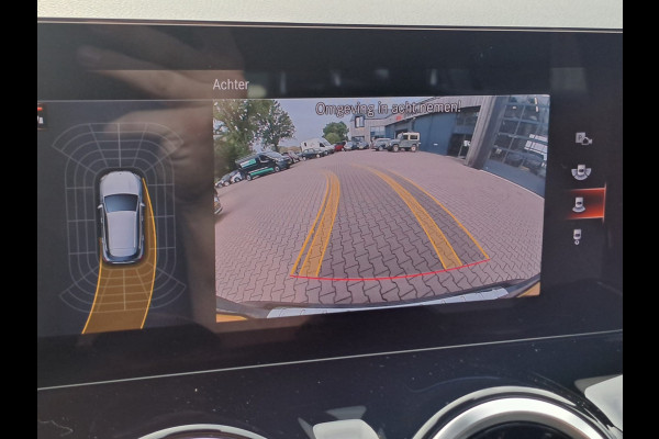 Mercedes-Benz GLA 250e Luxury Line PHEV | LED | Trekhaak | Elek. klep | ACC | Camera | Stuur- en stoelverwarming | Alarm |