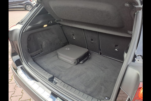 Mercedes-Benz GLA 250e Luxury Line PHEV | LED | Trekhaak | Elek. klep | ACC | Camera | Stuur- en stoelverwarming | Alarm |