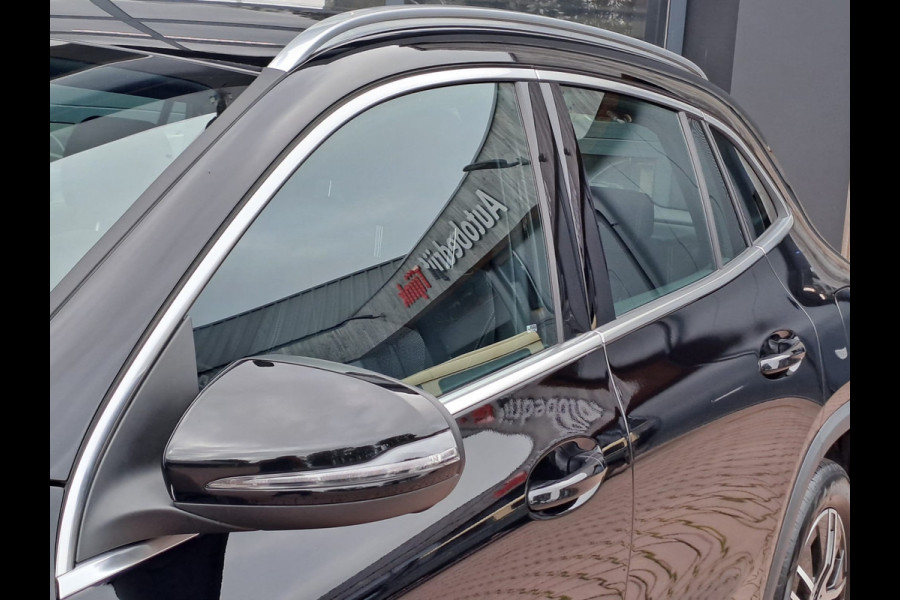 Mercedes-Benz GLA 250e Luxury Line PHEV | LED | Trekhaak | Elek. klep | ACC | Camera | Stuur- en stoelverwarming | Alarm |