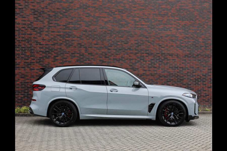 BMW X5 50e xDrive | M Performance - Pano - Trekhaak BMW X5 50e xDrive | M Performance - Pano - Trekhaak