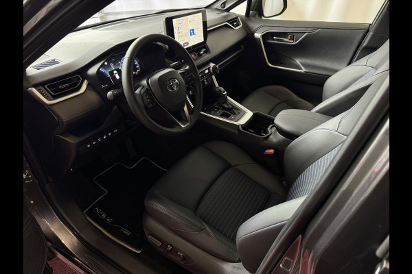 Toyota RAV4 2.5 Hybrid STYLE BI-TONE LED LEER 360 CAMERA ELEK.KLEP NAVI 360.CAMERA JBL ZWARTE HEMEL ADAP.CRUISE ELEK.STOEL/STUUR STOELVERW. ✅2025✅