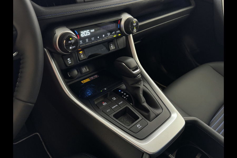 Toyota RAV4 2.5 Hybrid STYLE BI-TONE LED LEER 360 CAMERA ELEK.KLEP NAVI 360.CAMERA JBL ZWARTE HEMEL ADAP.CRUISE ELEK.STOEL/STUUR STOELVERW. ✅2025✅