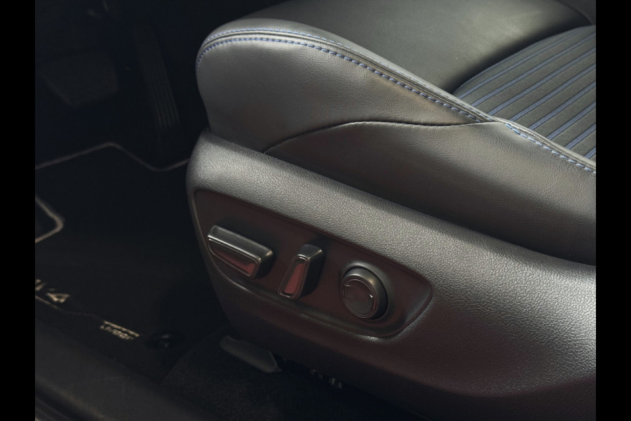 Toyota RAV4 2.5 Hybrid STYLE BI-TONE LED LEER 360 CAMERA ELEK.KLEP NAVI 360.CAMERA JBL ZWARTE HEMEL ADAP.CRUISE ELEK.STOEL/STUUR STOELVERW. ✅2025✅