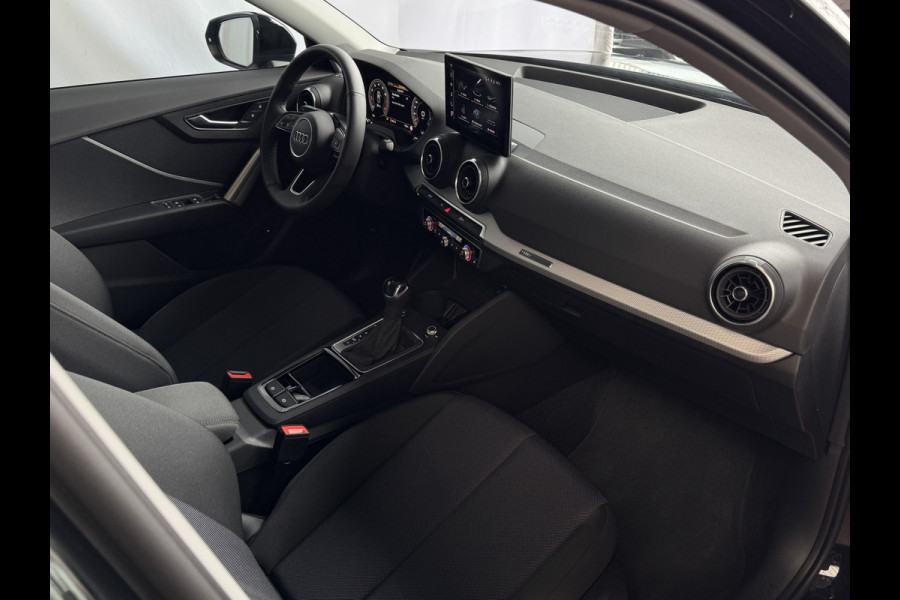 Audi Q2 35 TFSI 1.5 ✅FACELIFT✅ S EDITION 150PK VIR.COCKPIT ELEK.KLEP TOUCHSCREEN CARPLAY NAVI CAMERA MATRIX LED STOELVERW. PDC KEYLESS 10/2024 "Audi rijden begint bij Topautos.nl – 20 Audi topmodellen direct op voorraad!" Audi Q2 35 TFSI 1.5 ✅FACELIFT✅ S EDITION 150PK VIR.COCKPIT ELEK.KLEP TOUCHSCREEN CARPLAY NAVI CAMERA MATRIX LED STOELVERW. PDC KEYLESS 10/2024 "Audi rijden begint bij Topautos.nl – 20 Audi topmodellen direct op voorraad!"