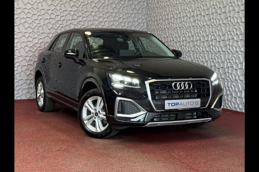 Audi Q2 35 TFSI 1.5 ✅FACELIFT✅ S EDITION 150PK VIR.COCKPIT ELEK.KLEP TOUCHSCREEN CARPLAY NAVI CAMERA MATRIX LED STOELVERW. PDC KEYLESS 10/2024 "Audi rijden begint bij Topautos.nl – 20 Audi topmodellen direct op voorraad!" Audi Q2 35 TFSI 1.5 ✅FACELIFT✅ S EDITION 150PK VIR.COCKPIT ELEK.KLEP TOUCHSCREEN CARPLAY NAVI CAMERA MATRIX LED STOELVERW. PDC KEYLESS 10/2024 "Audi rijden begint bij Topautos.nl – 20 Audi topmodellen direct op voorraad!"