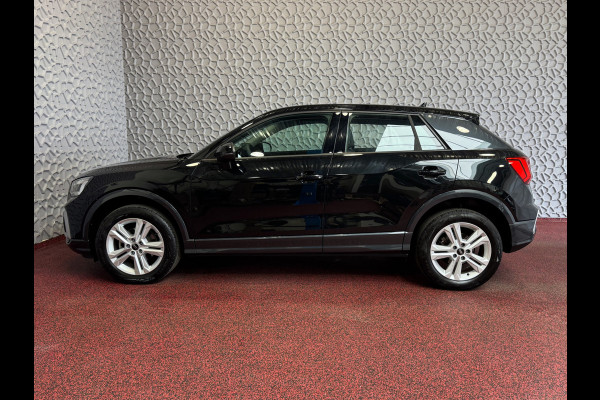 Audi Q2 35 TFSI 1.5 ✅FACELIFT✅ S EDITION 150PK VIR.COCKPIT ELEK.KLEP TOUCHSCREEN CARPLAY NAVI CAMERA MATRIX LED STOELVERW. PDC KEYLESS 10/2024 "Audi rijden begint bij Topautos.nl – 20 Audi topmodellen direct op voorraad!" Audi Q2 35 TFSI 1.5 ✅FACELIFT✅ S EDITION 150PK VIR.COCKPIT ELEK.KLEP TOUCHSCREEN CARPLAY NAVI CAMERA MATRIX LED STOELVERW. PDC KEYLESS 10/2024 "Audi rijden begint bij Topautos.nl – 20 Audi topmodellen direct op voorraad!"