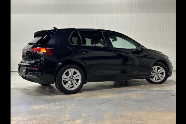 Volkswagen Golf 1.5 eTSI Business | CAMERA | LED | CARPLAY | ACC | MILD HYBRIDE Volkswagen Golf 1.5 eTSI Business | CAMERA | LED | CARPLAY | ACC | MILD HYBRIDE